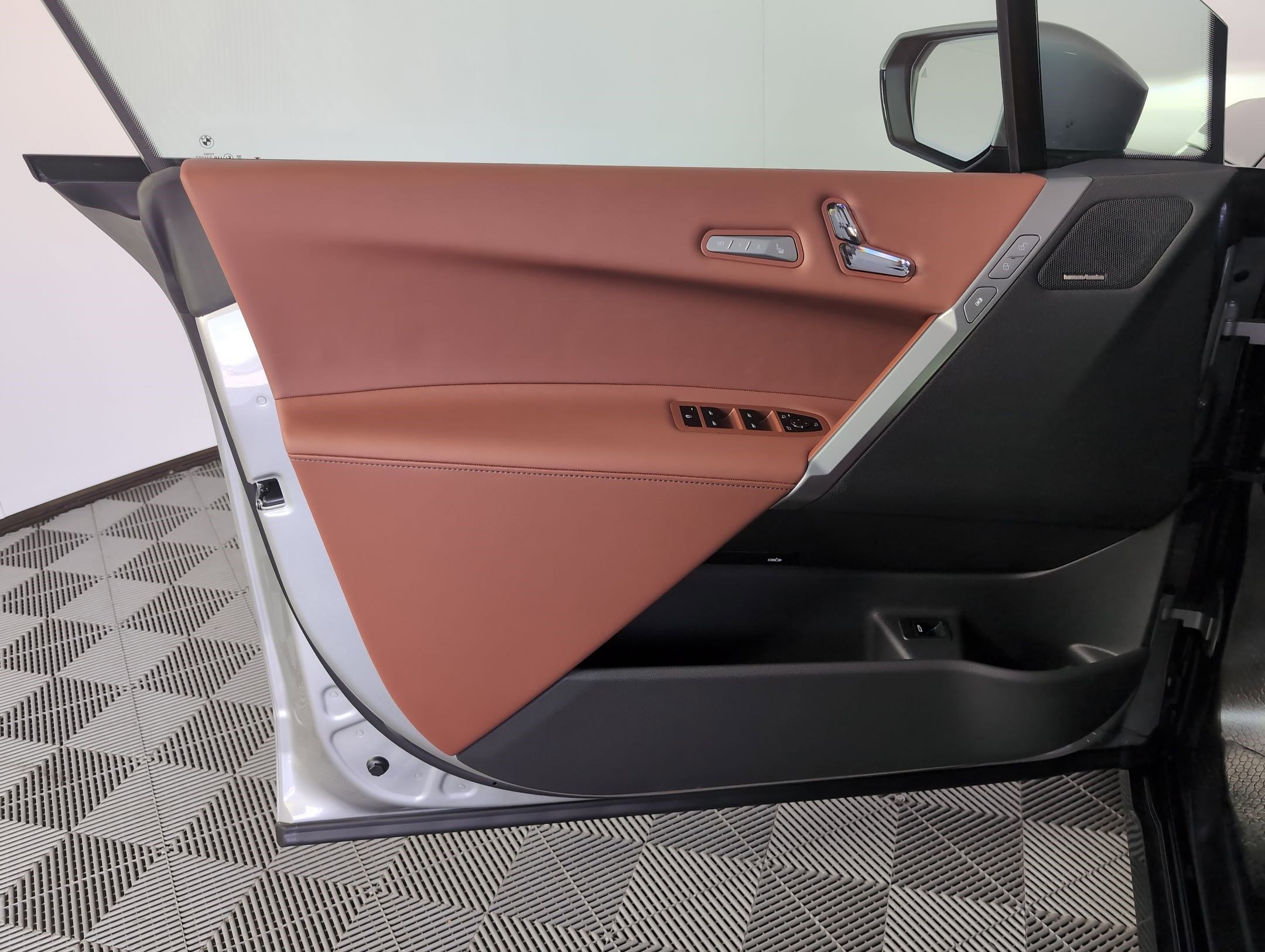 Used 2026 BMW iX xDrive45 w/ M Sport Package image 20