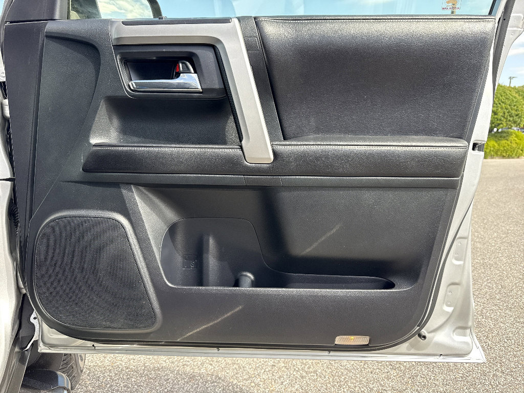 Used 2015 Toyota 4Runner SR5 Premium RWD image 54