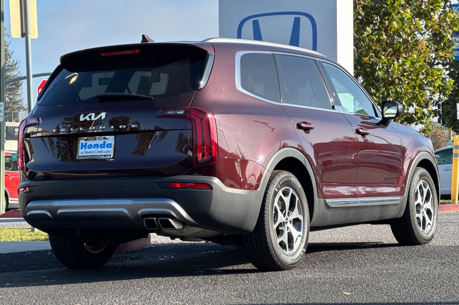 Used 2022 Kia Telluride EX image 8