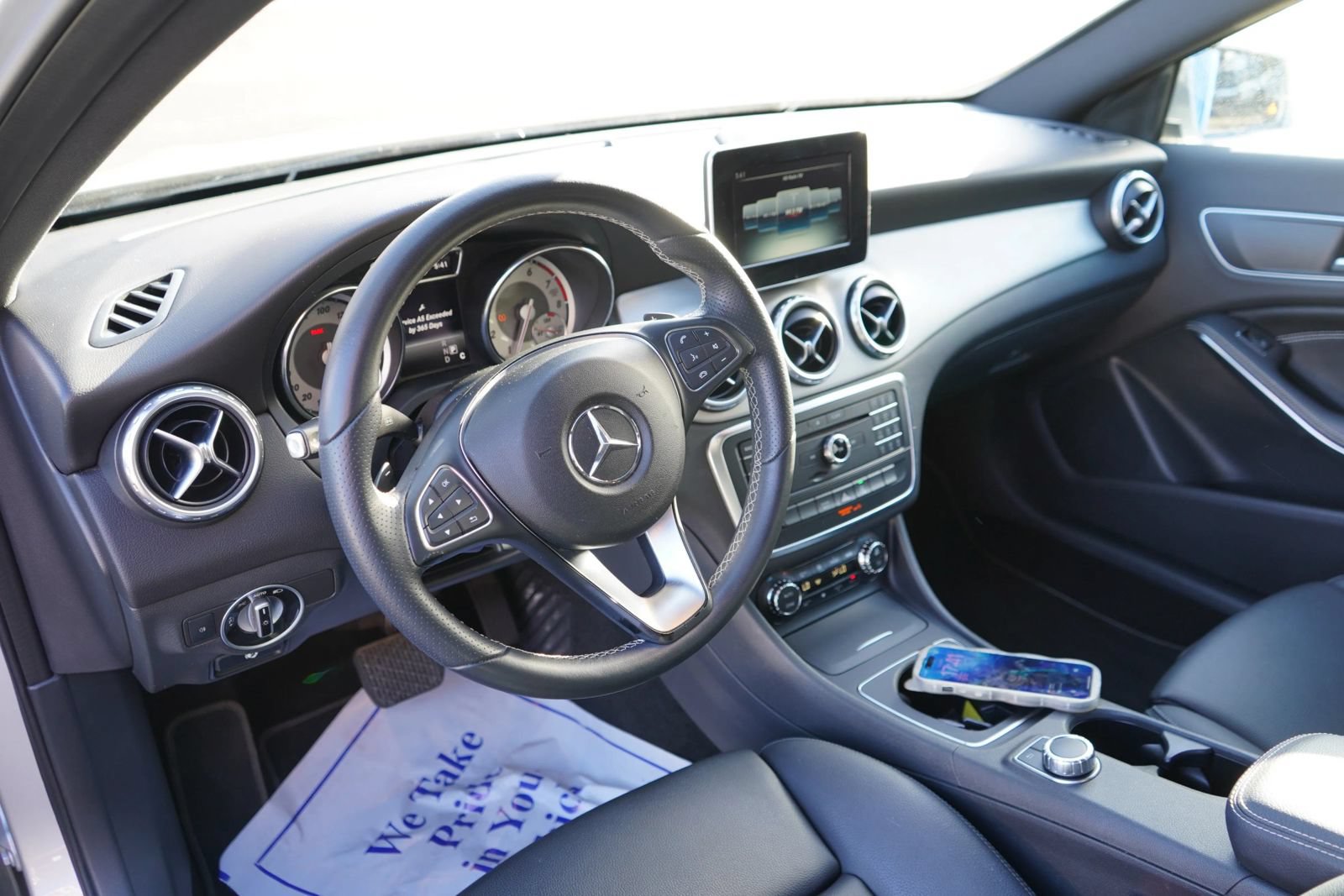 Used 2016 Mercedes-Benz GLA 250 image 8