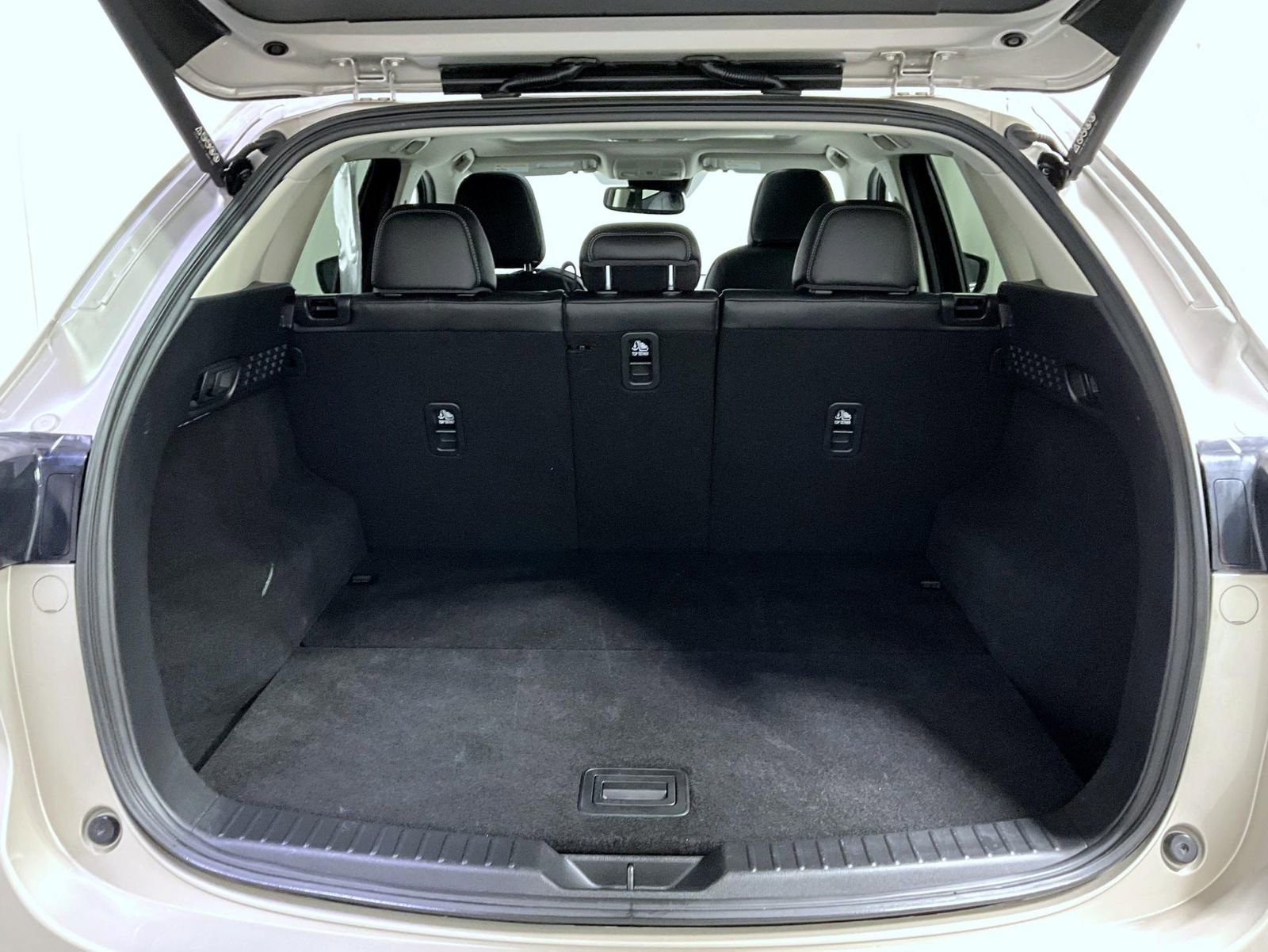 Certified 2025 MAZDA CX-5 AWD 2.5 S w/ Preferred Package image 9