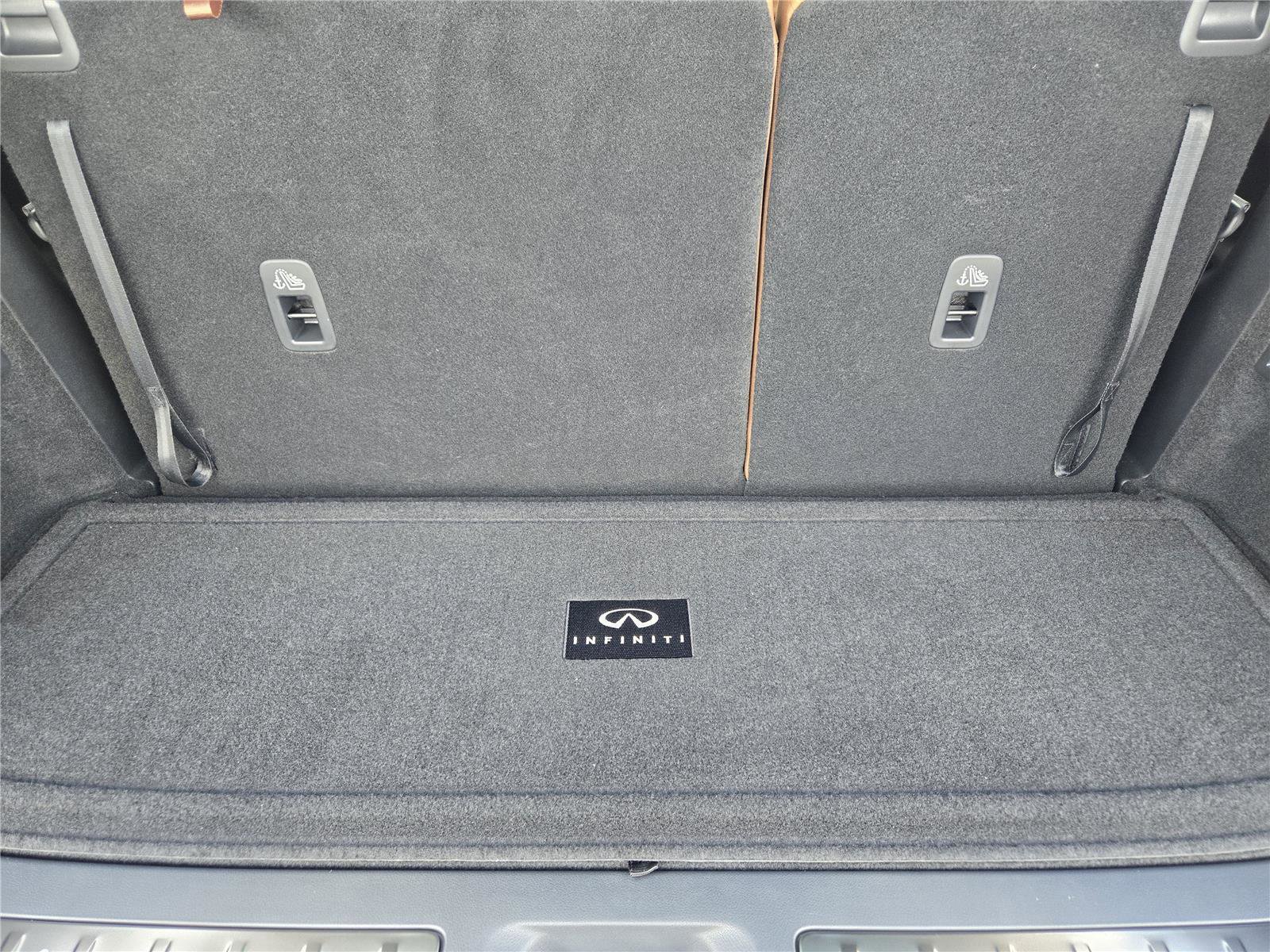 Used 2026 INFINITI QX60 Autograph w/ Dark Cargo Package AWD/4WD image 30