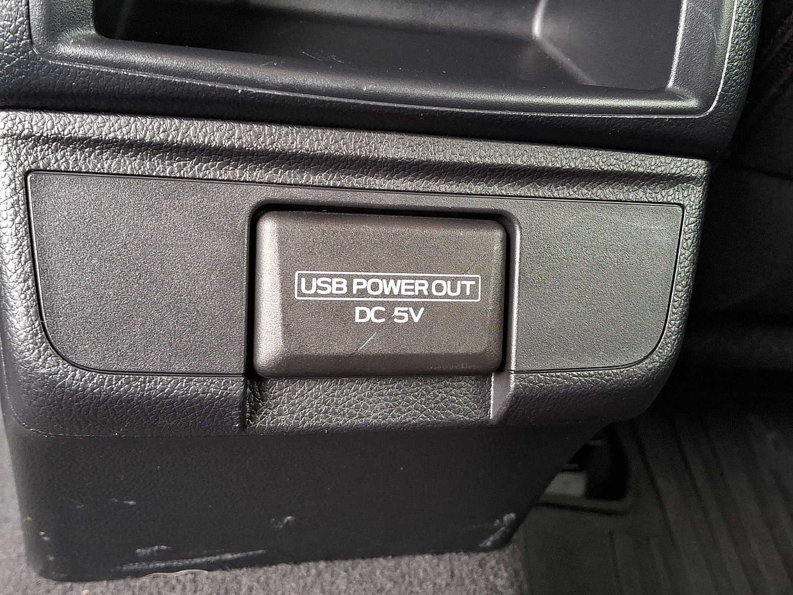 Used 2018 Subaru Outback 2.5i Premium AWD/4WD image 11
