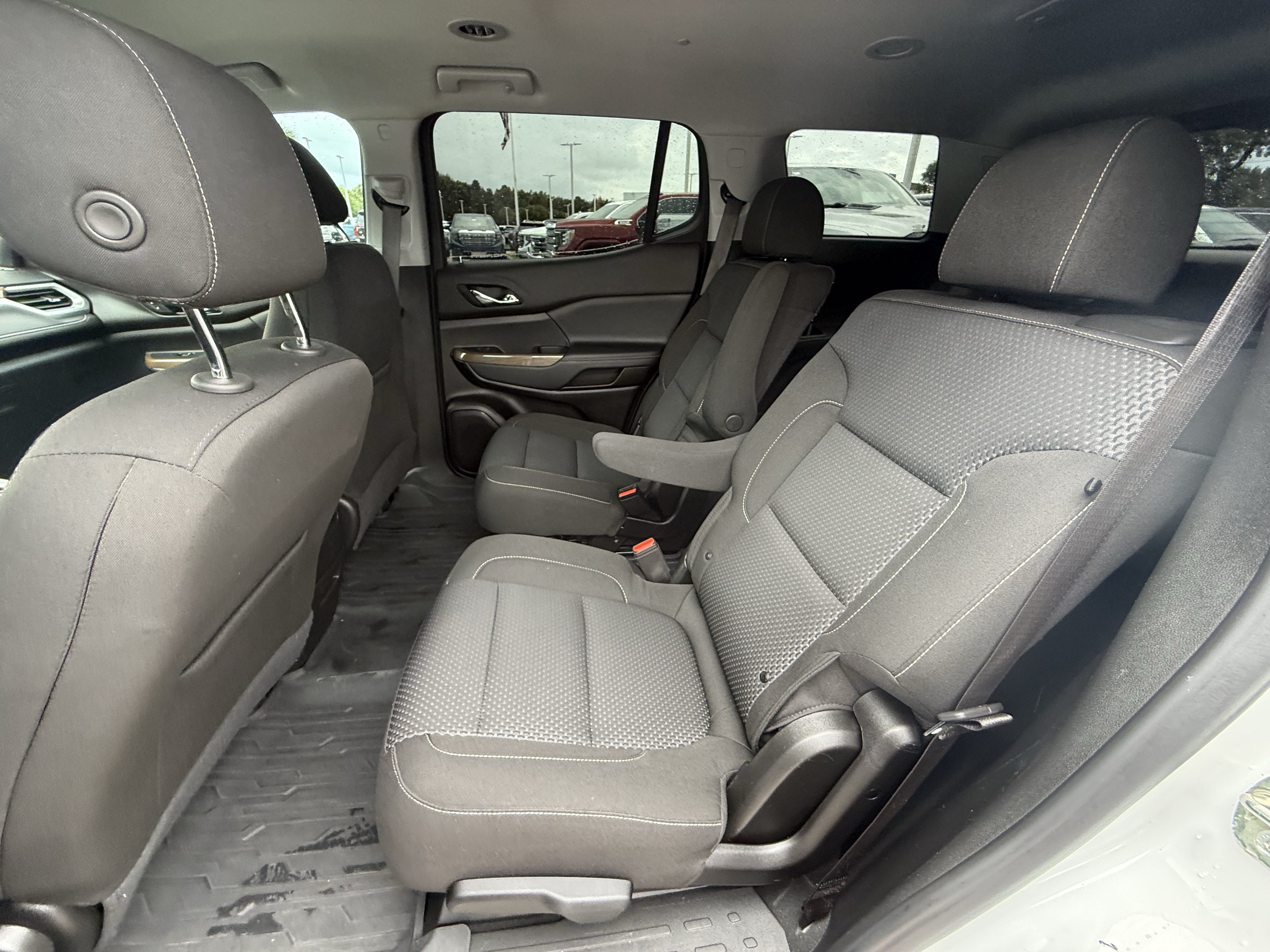 Used 2023 GMC Acadia SLE w/ Elevation Edition FWD image 23