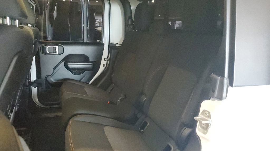 Used 2021 Jeep Gladiator Mojave w/ Trailer Tow Package image 13