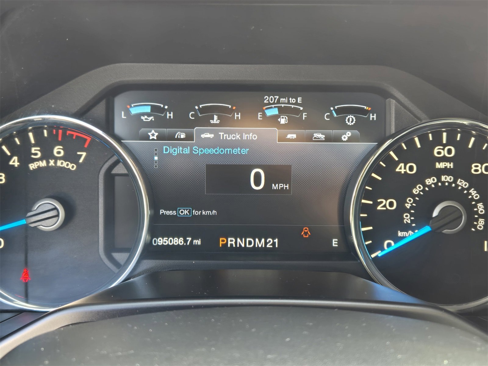 Used 2016 Ford F150 Platinum w/ Equipment Group 701A Luxury image 14