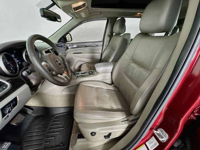 Used 2013 Jeep Grand Cherokee Laredo AWD/4WD image 24