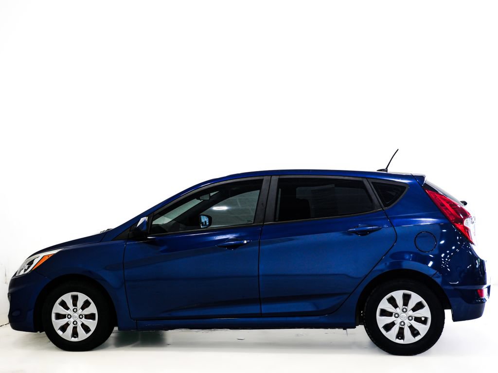 Used 2017 Hyundai Accent SE FWD image 5