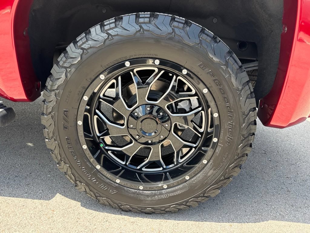 Used 2025 GMC Sierra 1500 AT4 w/ AT4 Premium Package AWD/4WD image 27