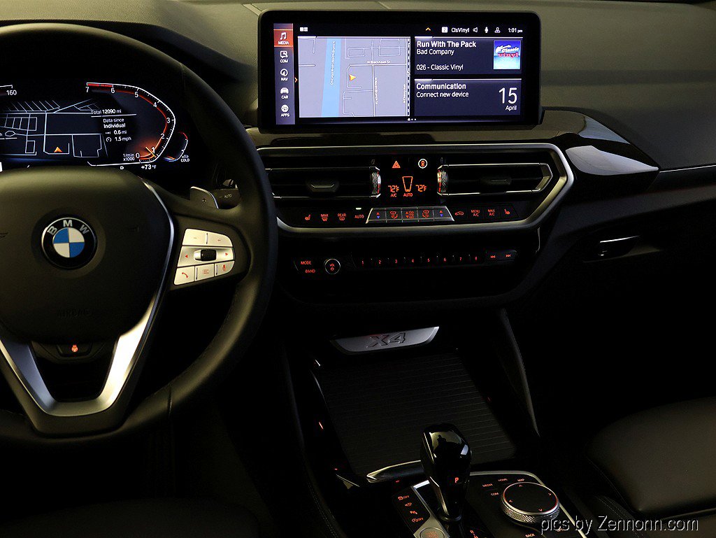 Certified 2025 BMW X4 xDrive30i AWD/4WD image 16