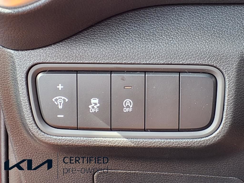 Used 2025 Kia Soul LX w/ LX Technology Package image 6