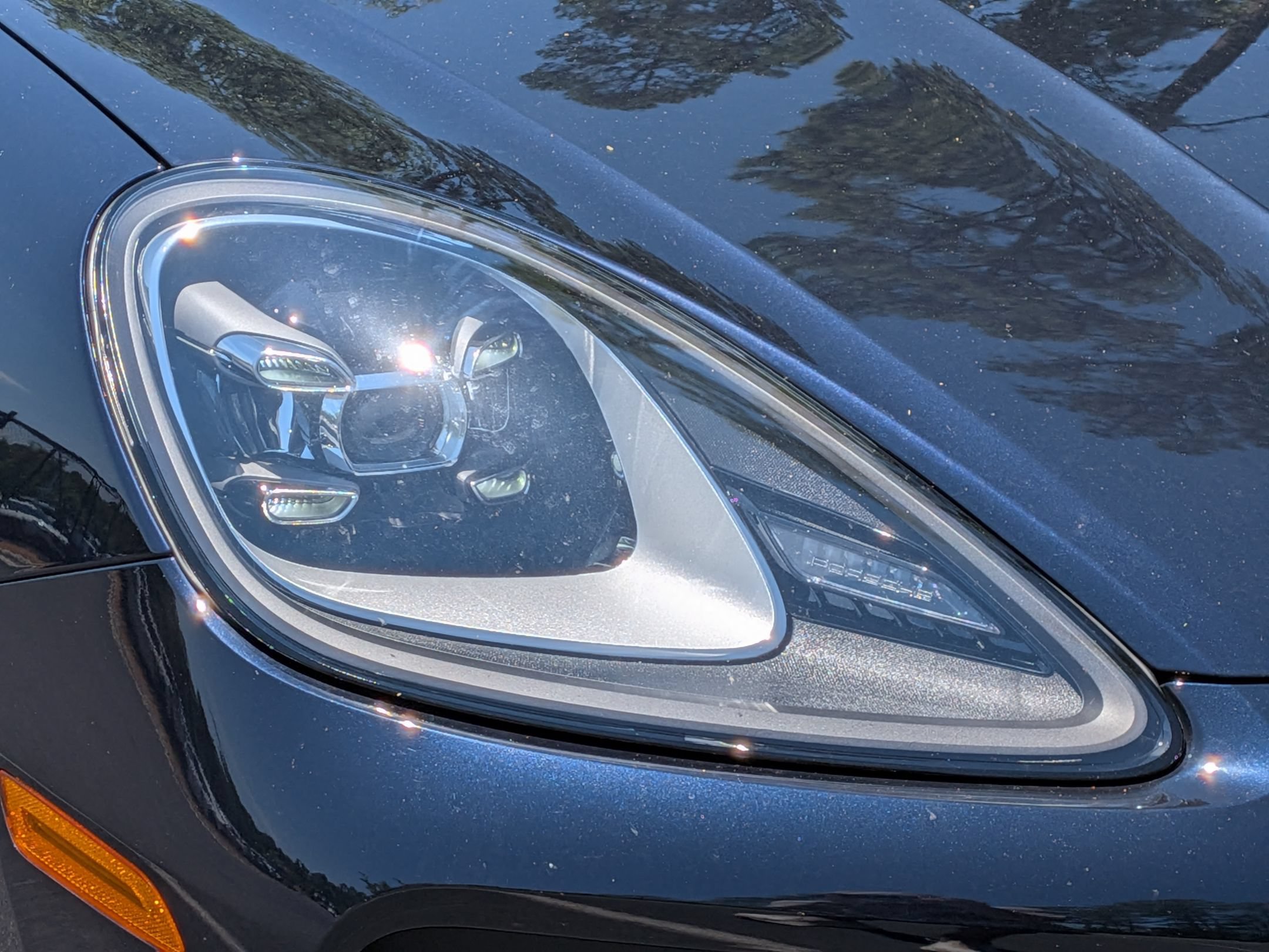 Certified 2023 Porsche Cayenne Platinum Edition AWD/4WD image 28