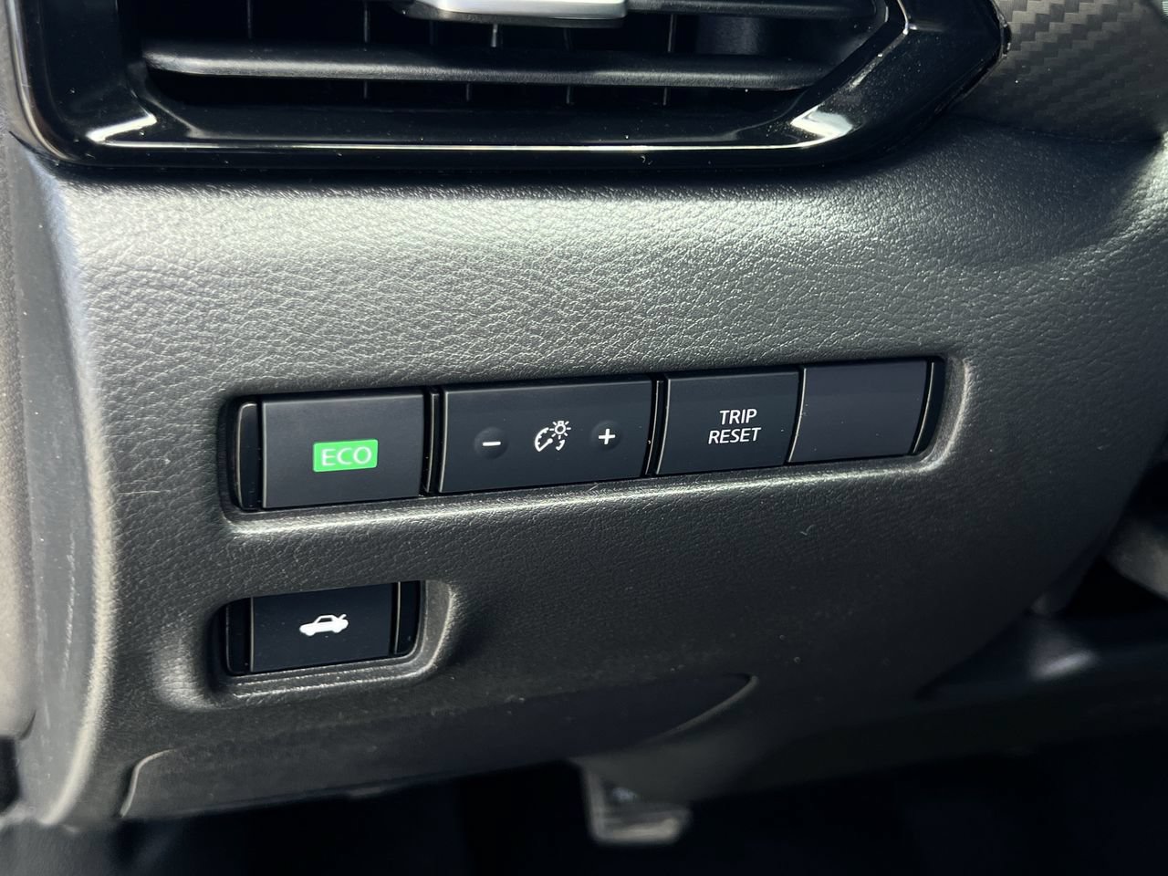 Certified 2024 Nissan Sentra SV FWD image 13
