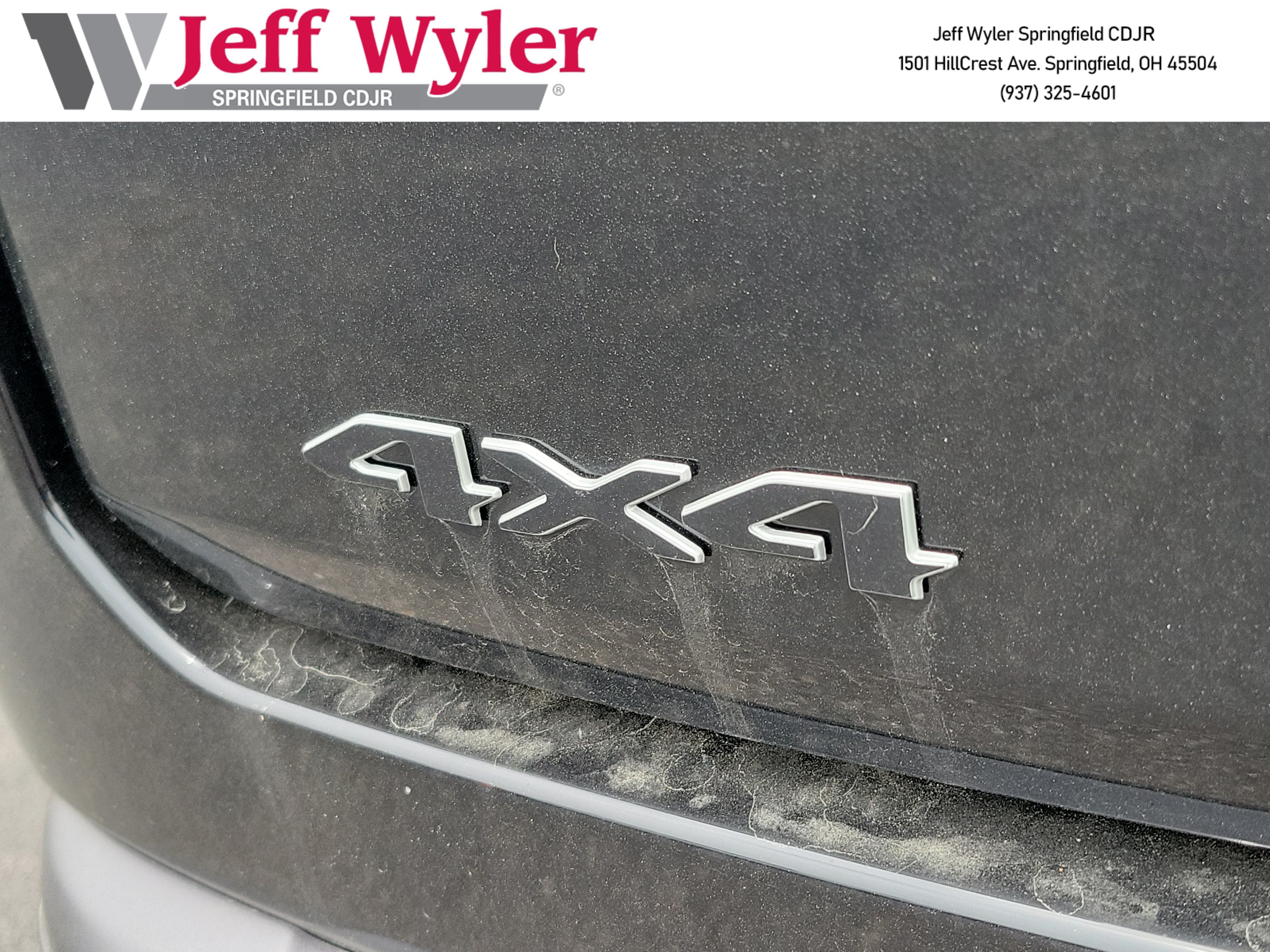 New 2026 Jeep Grand Wagoneer Limited AWD/4WD image 9