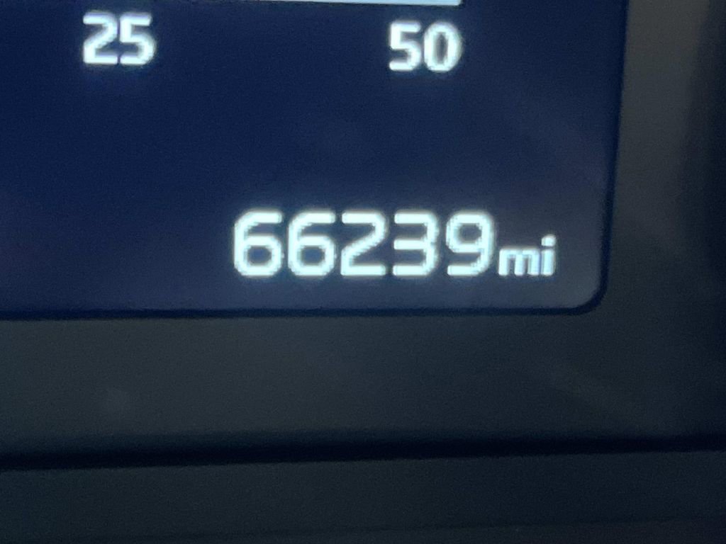 Used 2022 Kia Telluride EX w/ EX Premium Package image 18