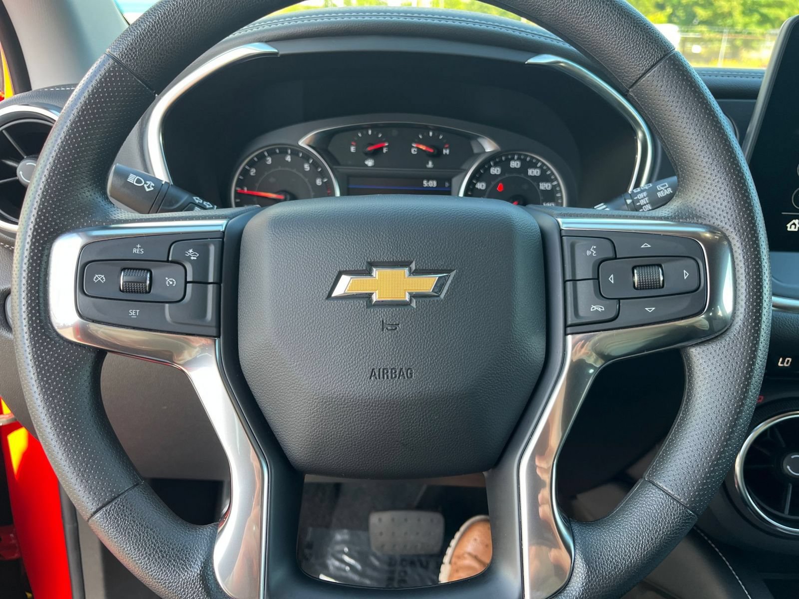 Used 2025 Chevrolet Blazer LT FWD image 29
