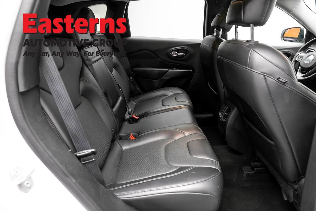 Used 2019 Jeep Cherokee Limited AWD/4WD image 25
