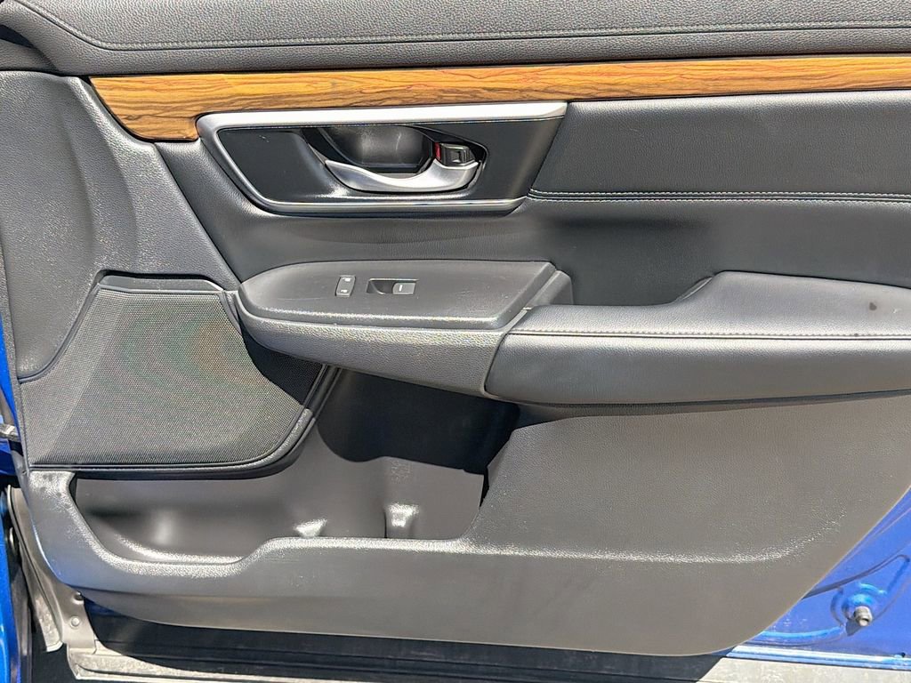 Used 2021 Honda CR-V Touring image 31