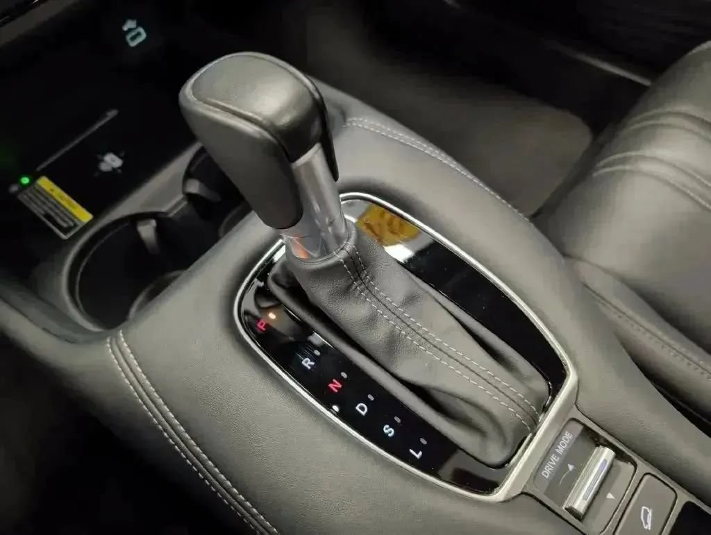 Used 2024 Honda HR-V EX-L image 70