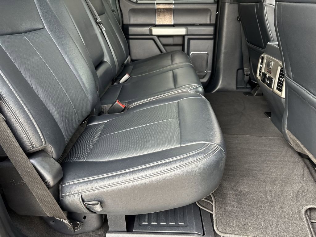 Used 2022 Ford F250 Lariat w/ Black Appearance Package image 26