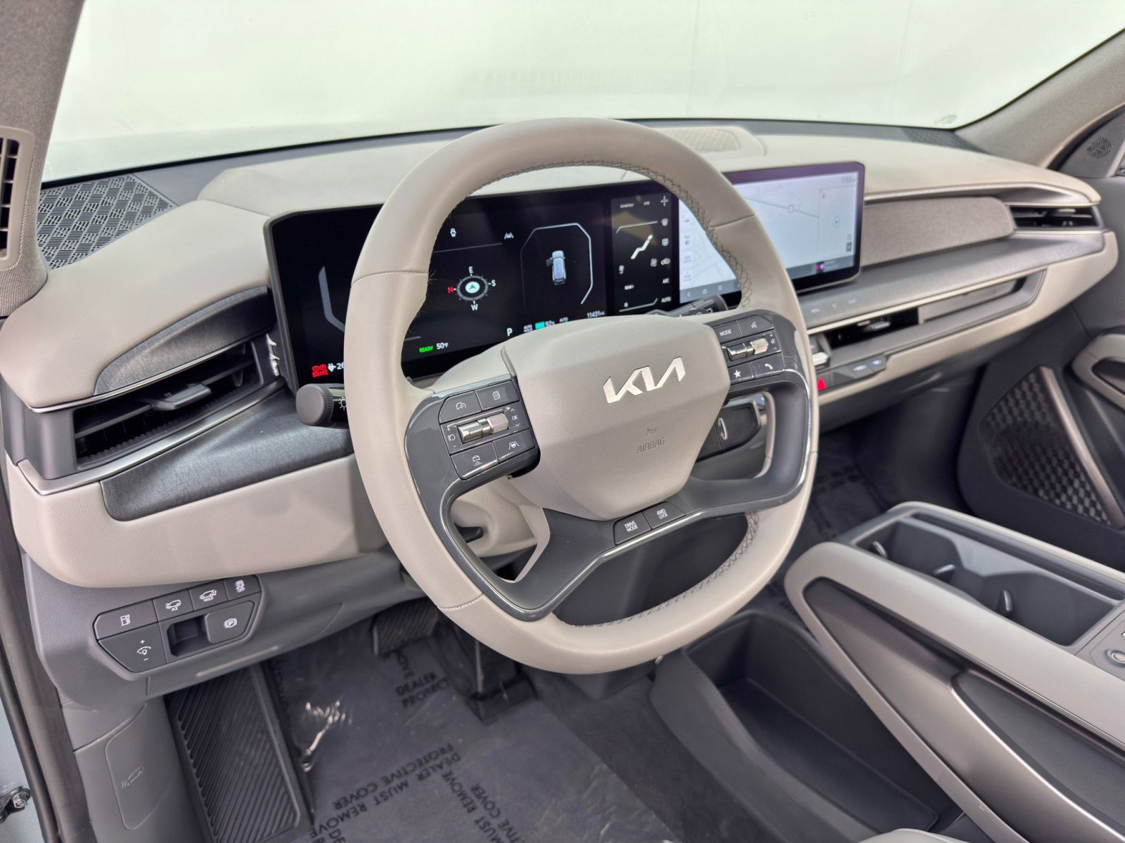 Used 2024 Kia EV9 Wind image 12