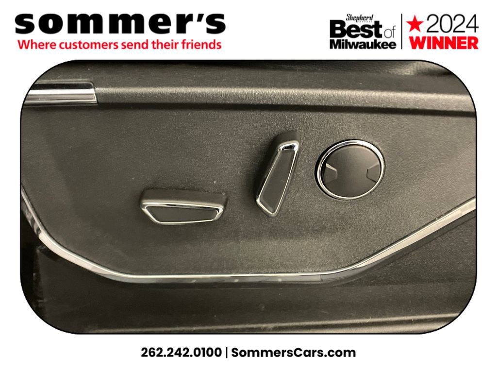 Used 2022 Ford F150 Lariat w/ Equipment Group 502A High image 12