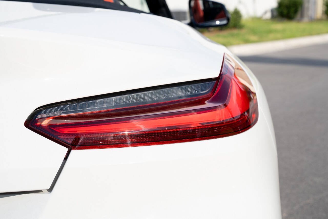 Used 2025 BMW Z4 M40i w/ Edition RWD image 15