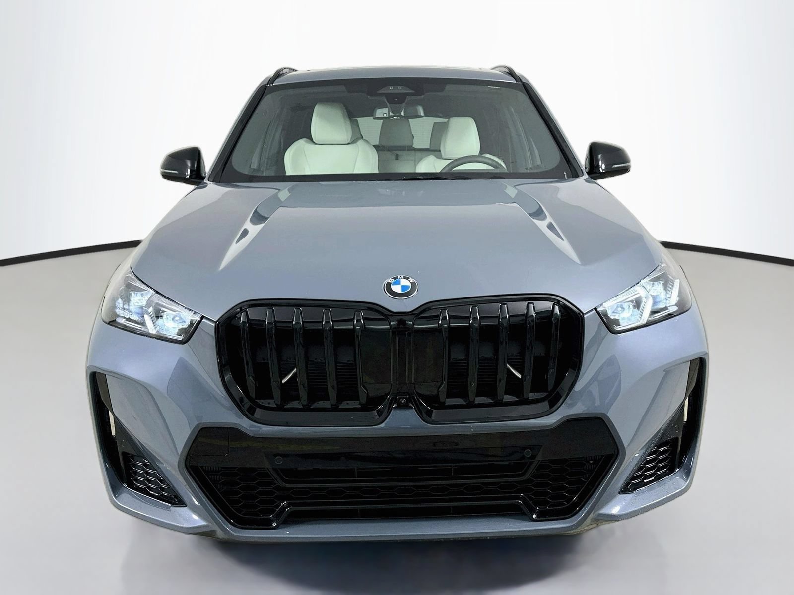 New 2027 BMW X1 xDrive28i AWD/4WD image 2
