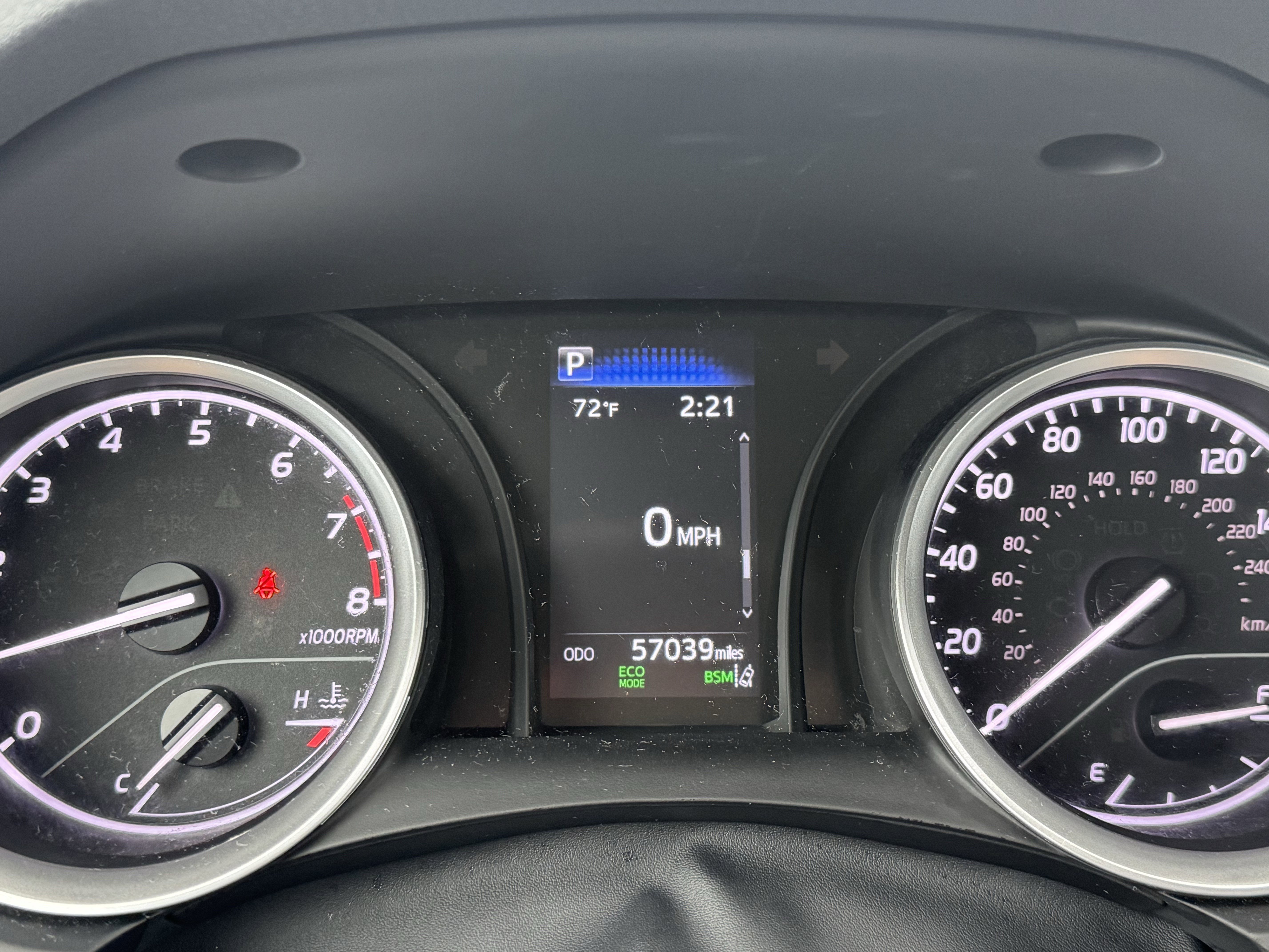 Used 2024 Toyota Camry LE image 11