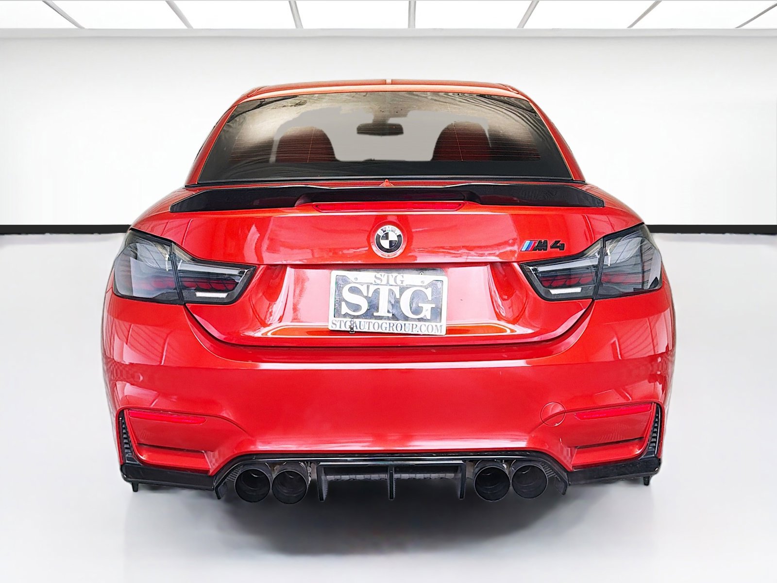 Used 2017 BMW M4 Convertible RWD image 5