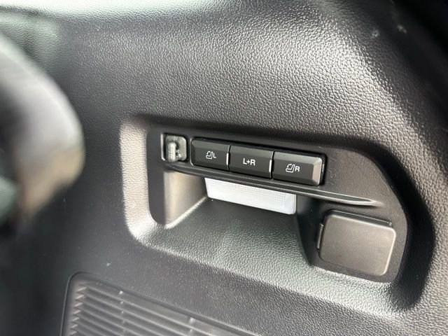 Certified 2022 Ford Explorer ST w/ Equipment Group 401A image 8