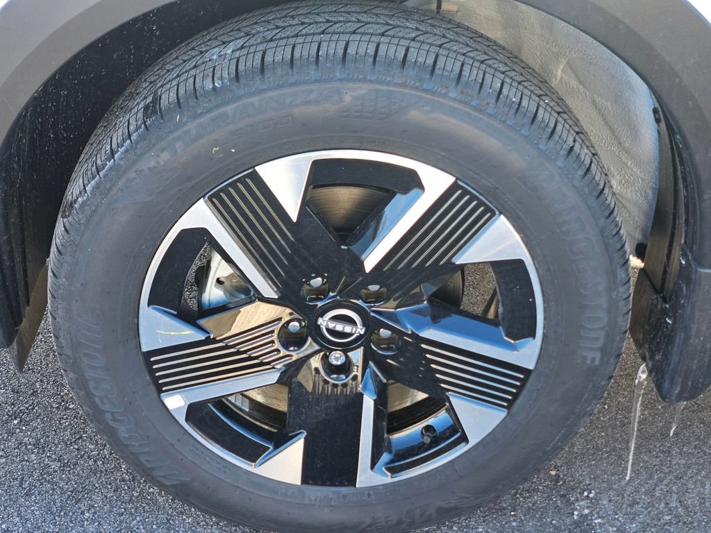 New 2026 Nissan Kicks SV w/ SV Premium Package AWD/4WD image 10