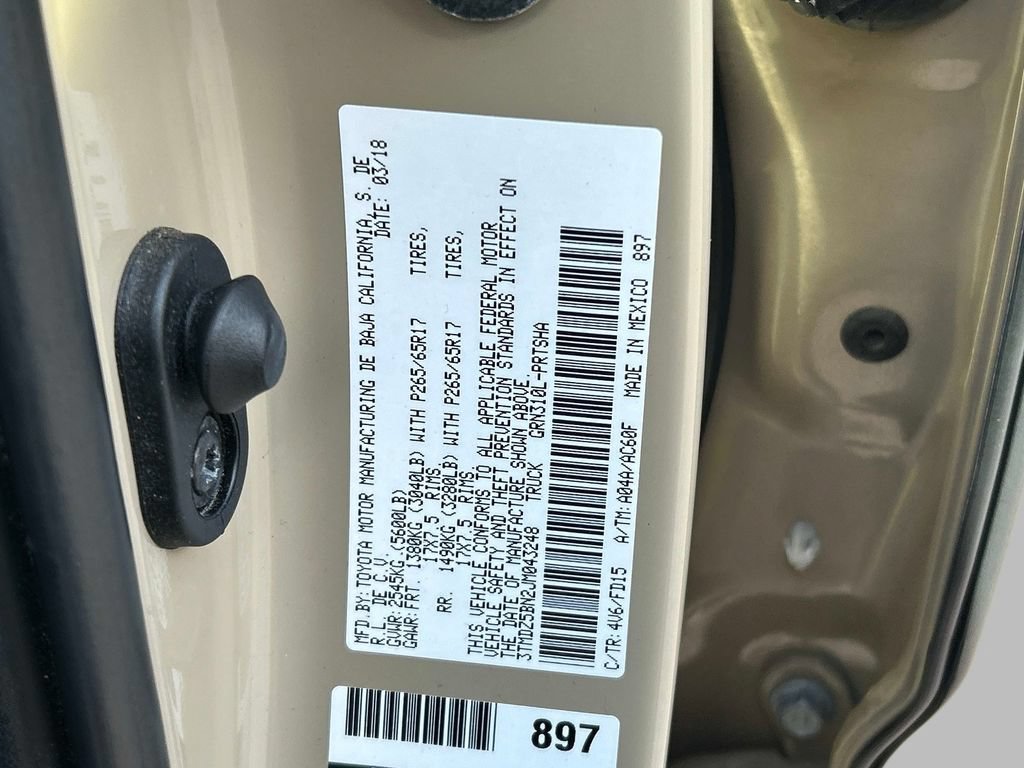 Used 2018 Toyota Tacoma TRD Sport AWD/4WD image 10