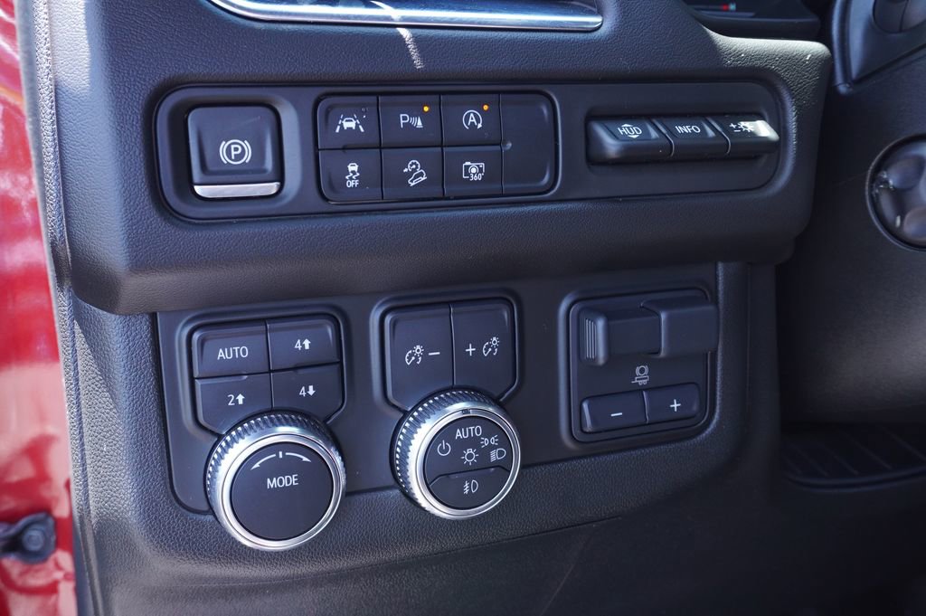 Certified 2024 GMC Yukon AT4 w/ Technology Package AWD/4WD image 19