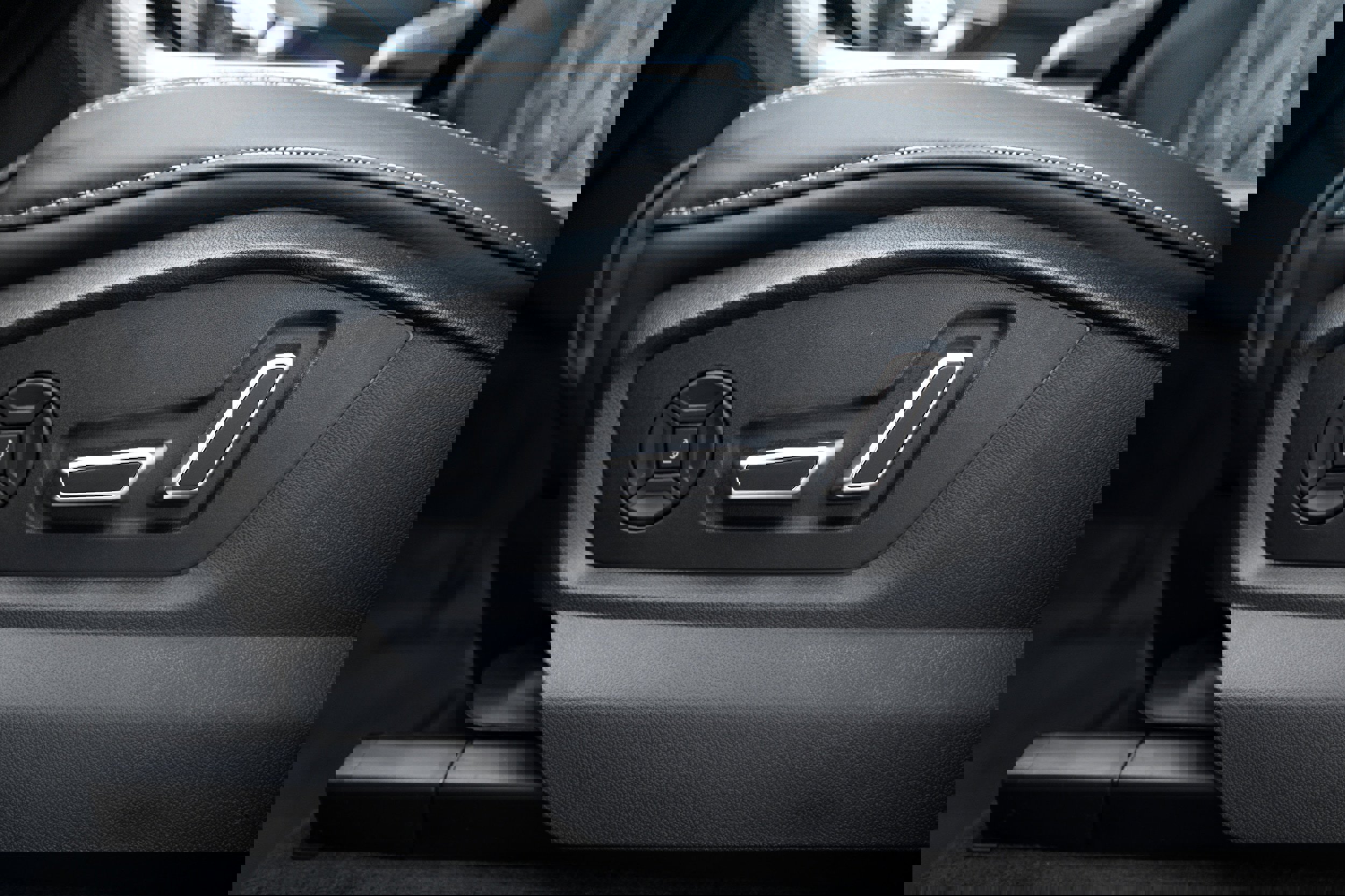 New 2026 Audi SQ7 Prestige image 16