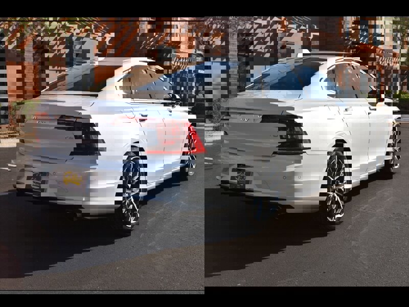 Used 2017 Volvo S90 T5 Momentum w/ Vision Package image 7