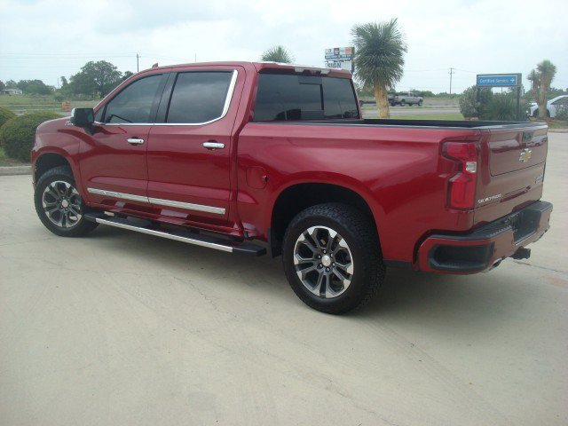Certified 2026 Chevrolet Silverado 1500 High Country w/ Technology Package AWD/4WD image 5