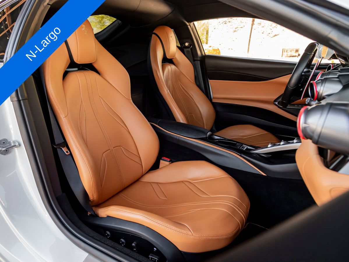 Used 2020 Ferrari 812 Superfast RWD image 37