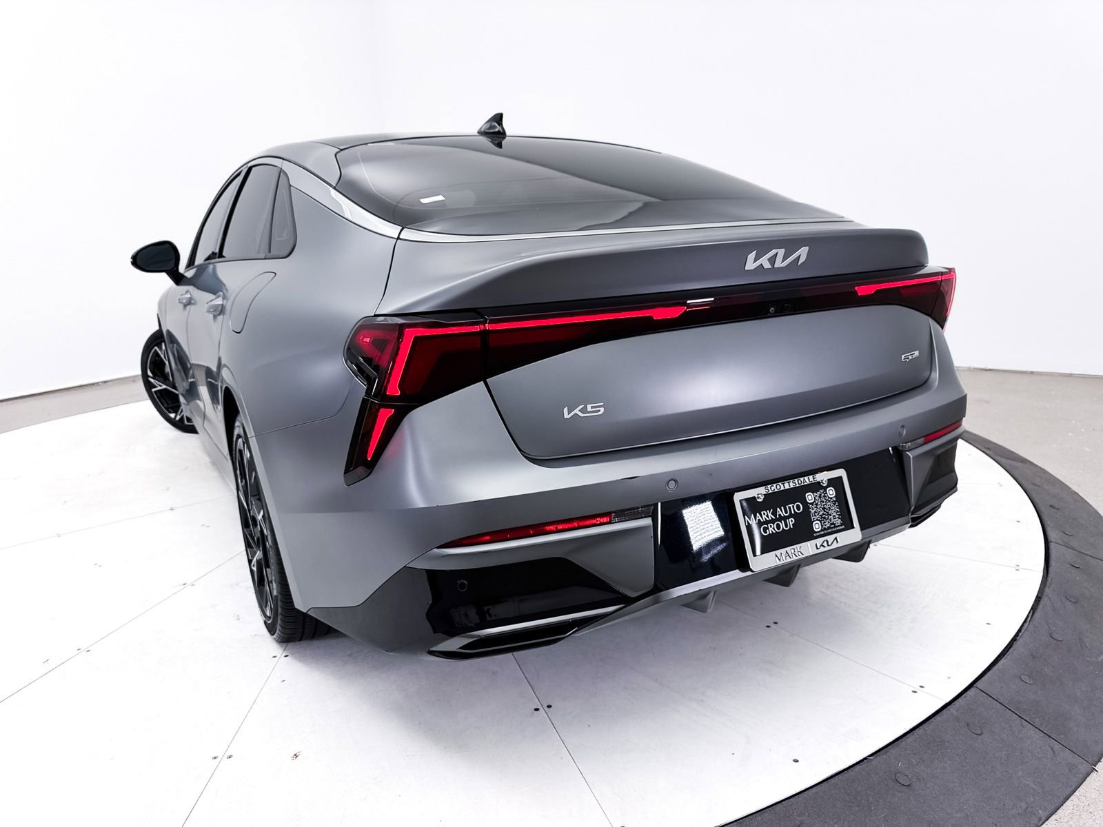 Used 2025 Kia K5 GT-Line w/ GT-Line Premium Package image 9