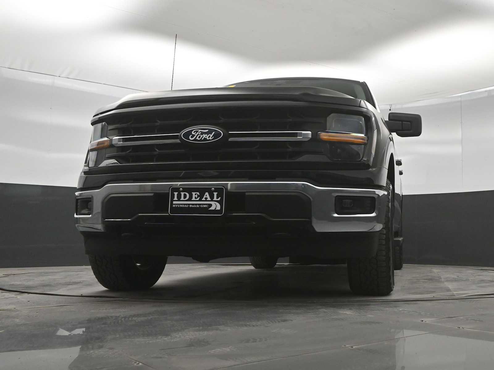 Used 2025 Ford F150 XLT w/ Equipment Group 301A Standard AWD/4WD image 38
