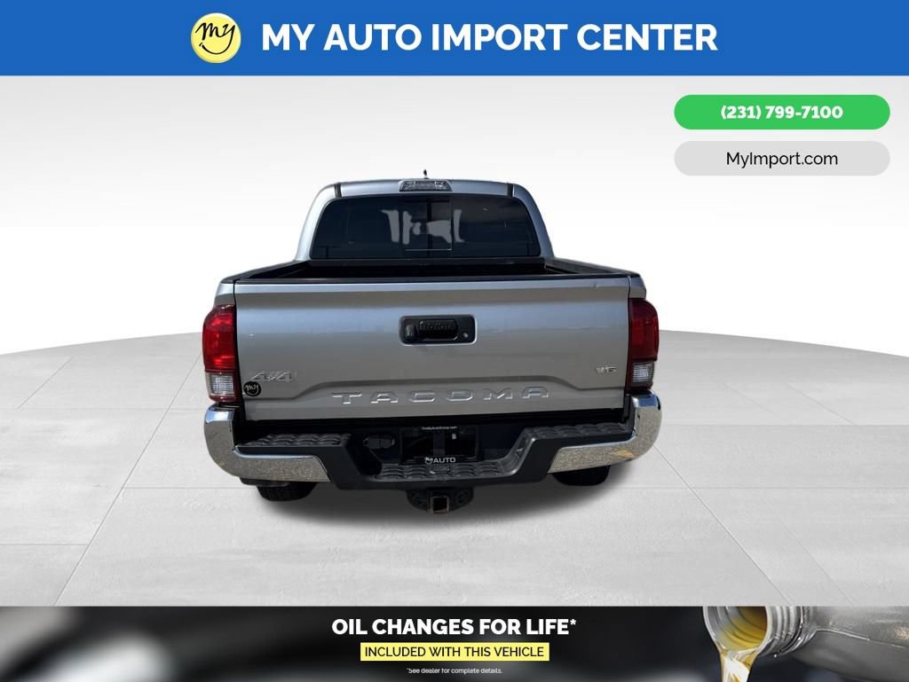 Used 2022 Toyota Tacoma SR5 AWD/4WD image 6