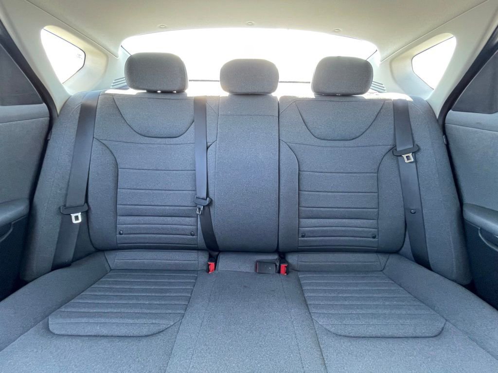 Used 2025 Kia K4 EX image 28