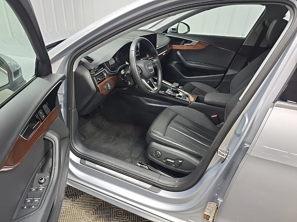Used 2024 Audi A4 2.0T Premium AWD/4WD image 30