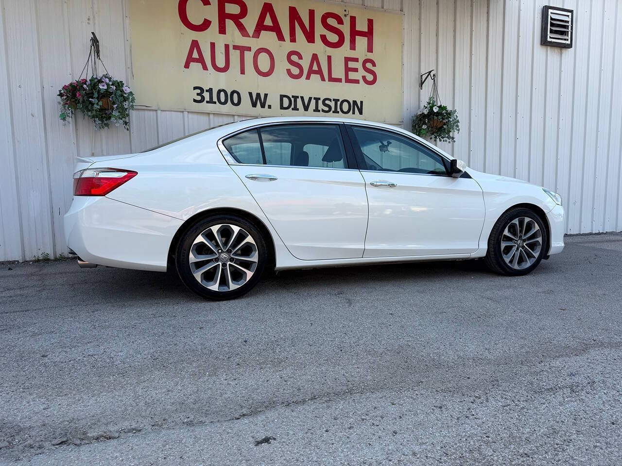 Used 2013 Honda Accord Sport image 3