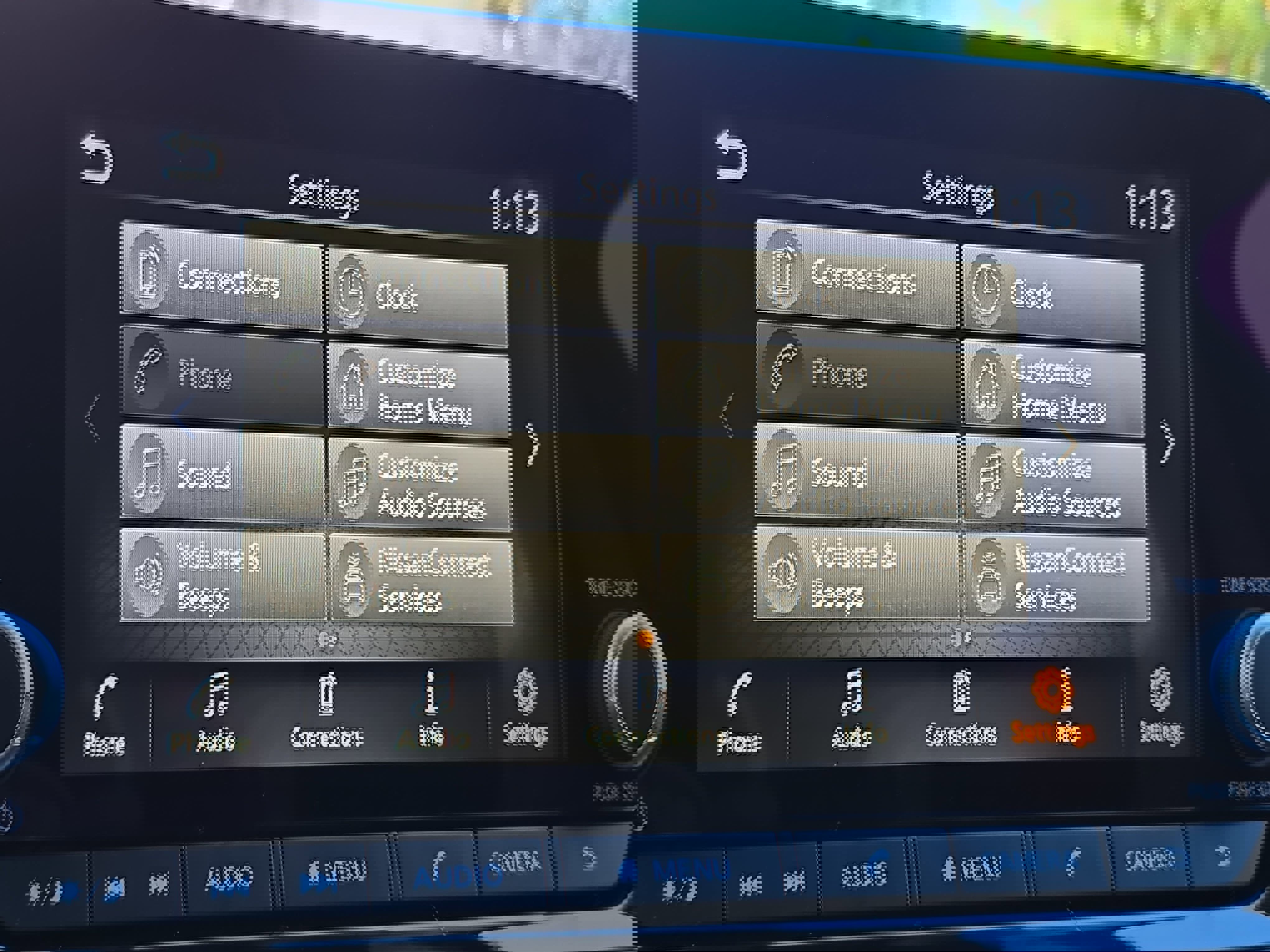 New 2025 Nissan Pathfinder SV w/ Black Appearance Package image 22