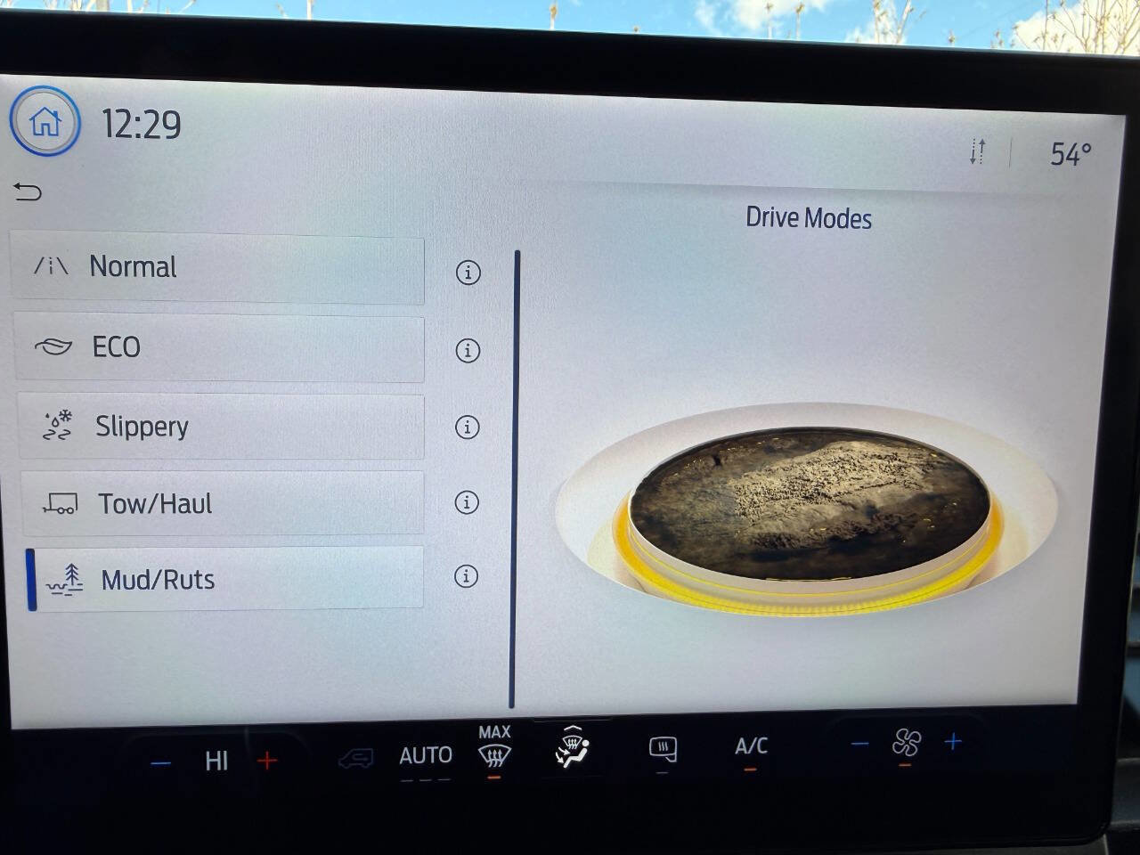 Used 2023 Ford Transit 250 Low Roof AWD image 43