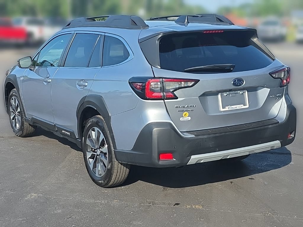 Used 2024 Subaru Outback Limited XT AWD/4WD image 5