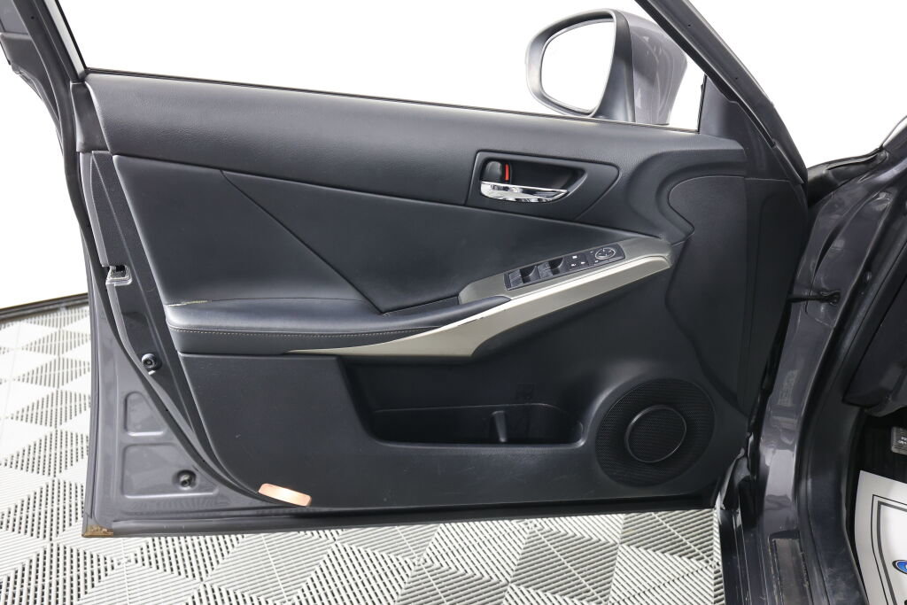 Used 2015 Lexus IS 250 w/ F-Sport Package image 12