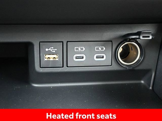 Certified 2025 Toyota Highlander XLE image 19