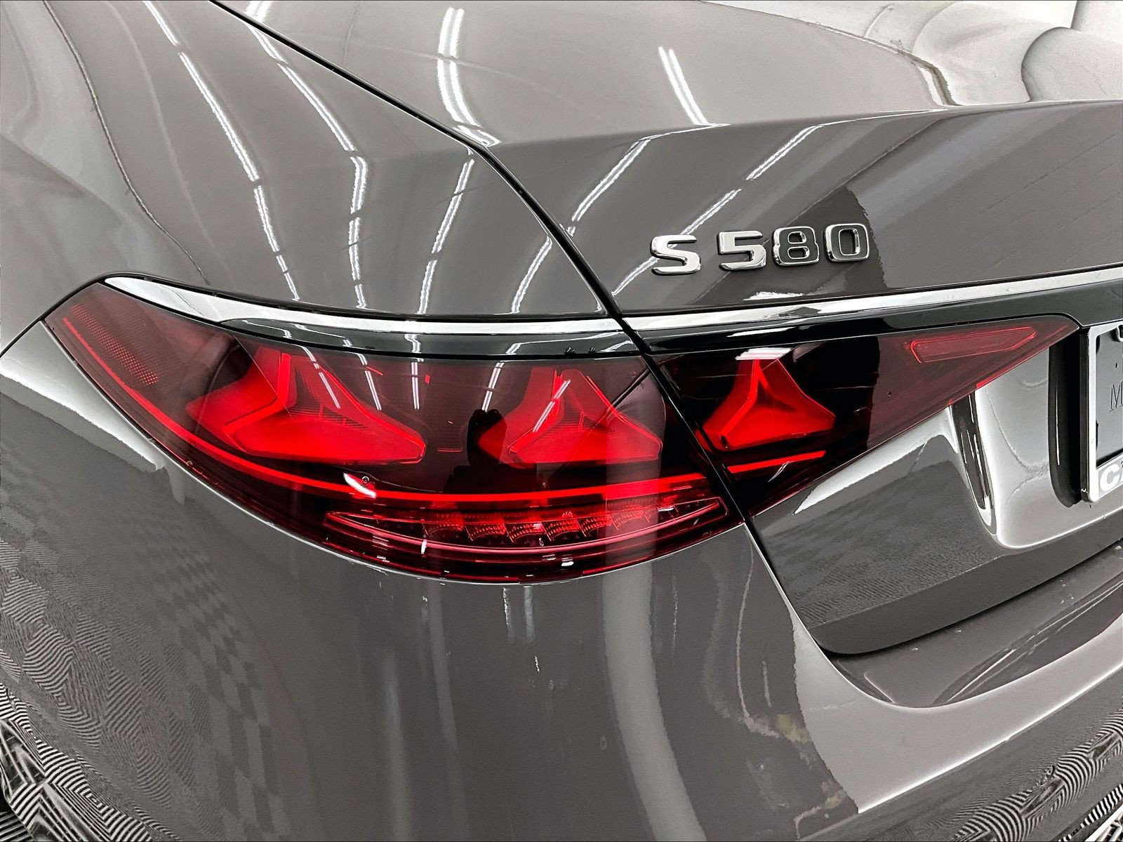 New 2027 Mercedes-Benz S 580 4MATIC Sedan image 12